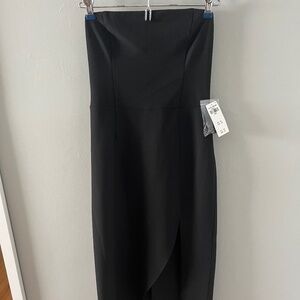 Black strap/strapless dress